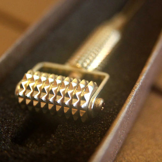 Therapeutic Acupressure Roller von Cocoon